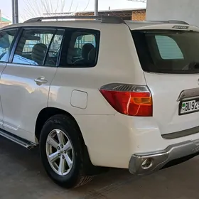 Toyota Highlander 2010