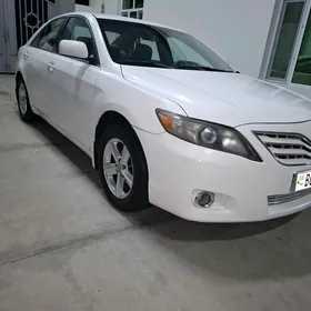 Toyota Camry 2011