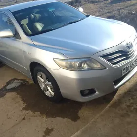 Toyota Camry 2011