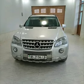 Mercedes-Benz ML350 2011