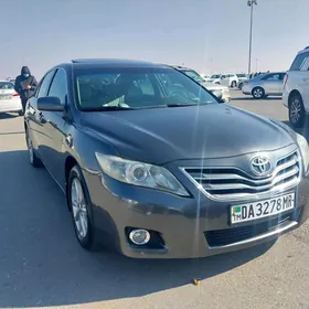 Toyota Camry 2011