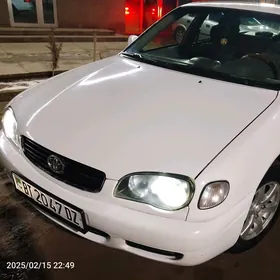 Toyota Corolla 2000