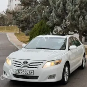 Toyota Camry 2010