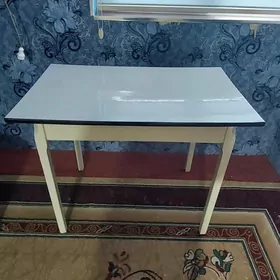 куханый стол