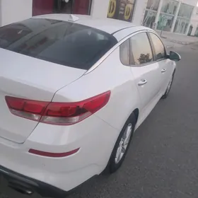 Kia Optima 2020