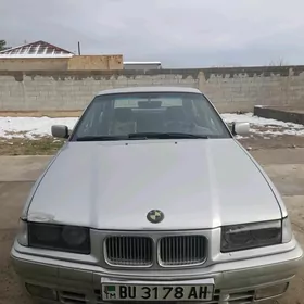 BMW 320 1992