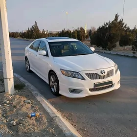 Toyota Camry 2010