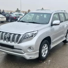 Toyota Land Cruiser Prado 2010