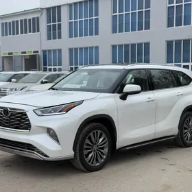 Toyota Highlander 2020