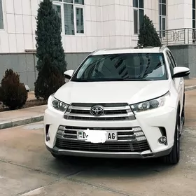 Toyota Highlander 2018