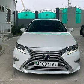 Lexus ES 2017