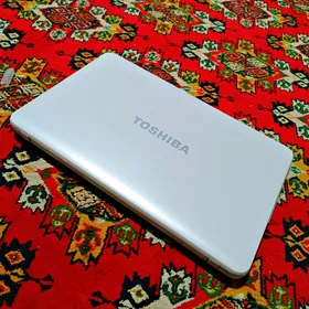 TOSHIBA noutbuk