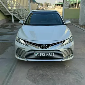 Toyota Camry 2022