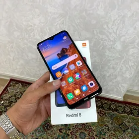 Redmi 8 4/64gb