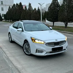 Kia Cadenza 2017