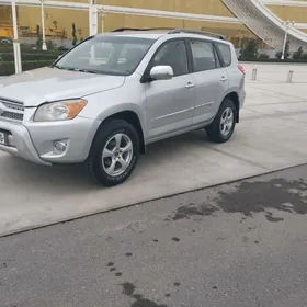 Toyota RAV4 2011