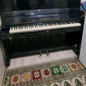 Pianino