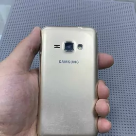 Samsung J1