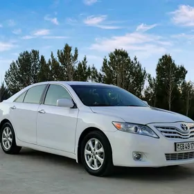 Toyota Camry 2010