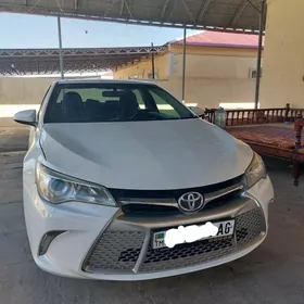 Toyota Camry 2016