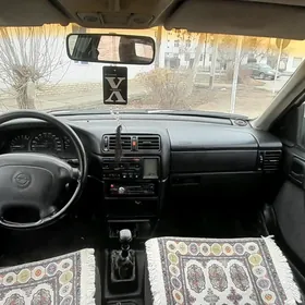 Opel Vectra 1995