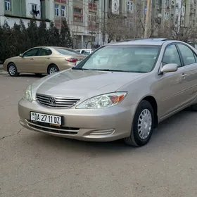 Toyota Camry 2004