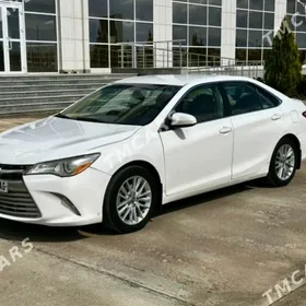 Toyota Camry 2015