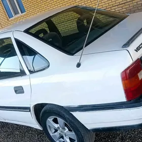 Opel Vectra 1989