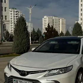 Toyota Camry 2023