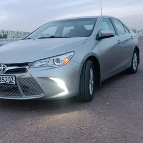 Toyota Camry 2015