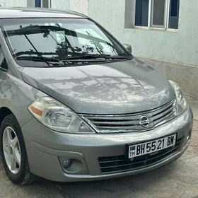 Nissan Versa 2010