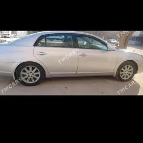 Toyota Avalon 2005