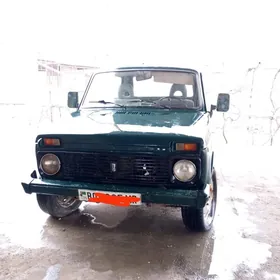 Lada Niva 2004