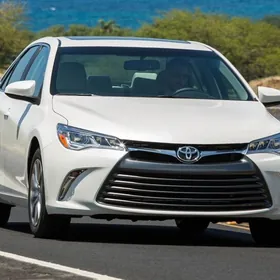 Toyota Camry 2017