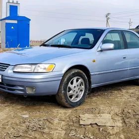 Toyota Camry 1999