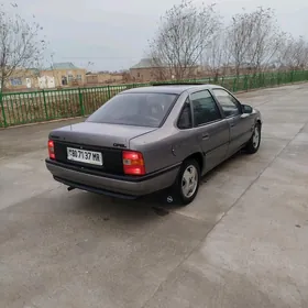 Opel Vectra 1989