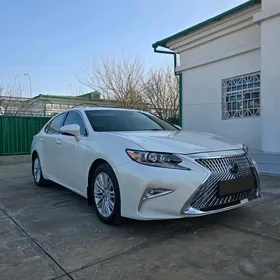 Lexus ES 350 2018