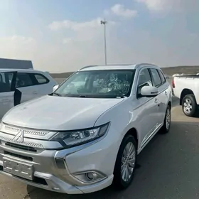 Mitsubishi Outlander 2022