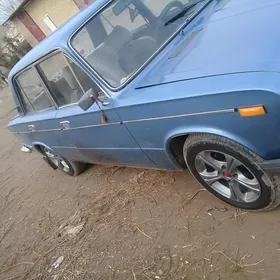 Lada 2103 1983