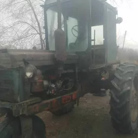 MTZ T-28 2000