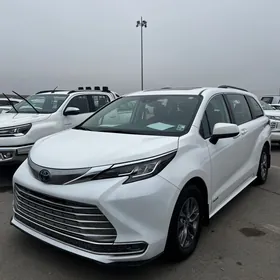 Toyota Sienna 2021