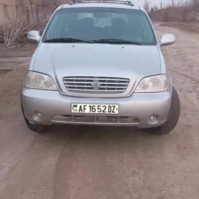 Kia Carnival 2003