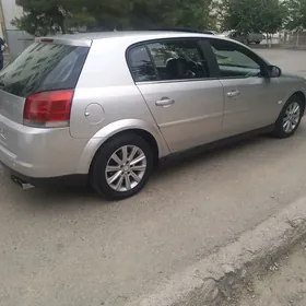 Opel Signum 2003