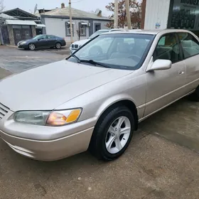 Toyota Camry 1998