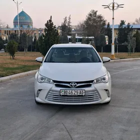 Toyota Camry 2015