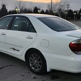 Toyota Camry 2005