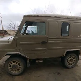 UAZ Profi 1986