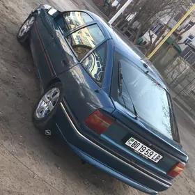 Opel Vectra 1992