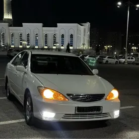 Toyota Camry 2004