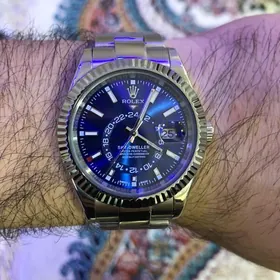 Rolex sky-dweller